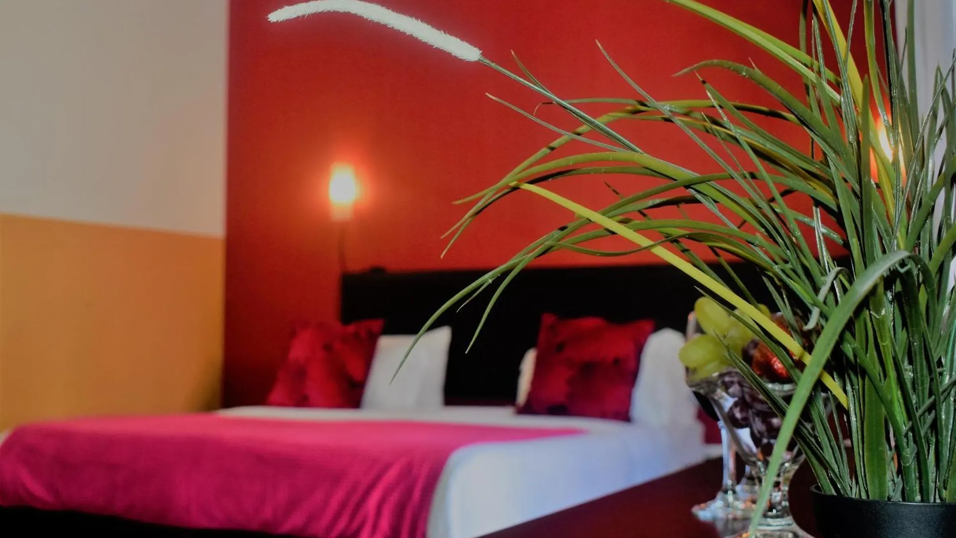 Universo Romantico Lisboa 3*,