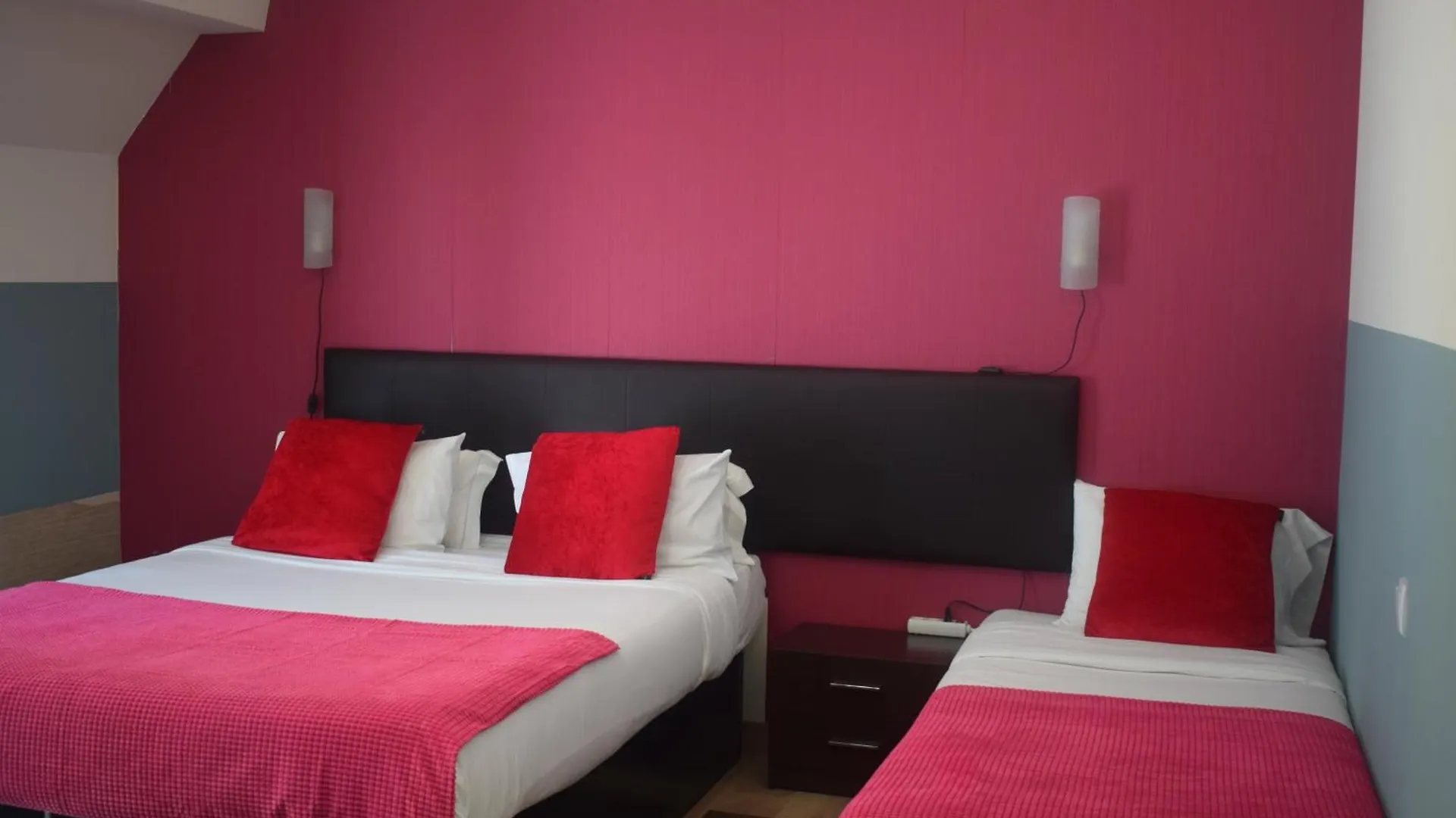 Universo Romantico Lisbon Guest house