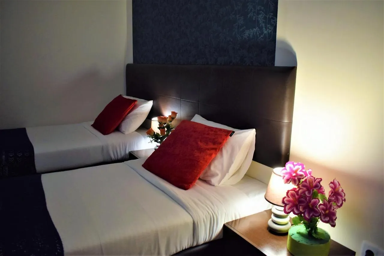 Universo Romantico Lisbon Guest house
